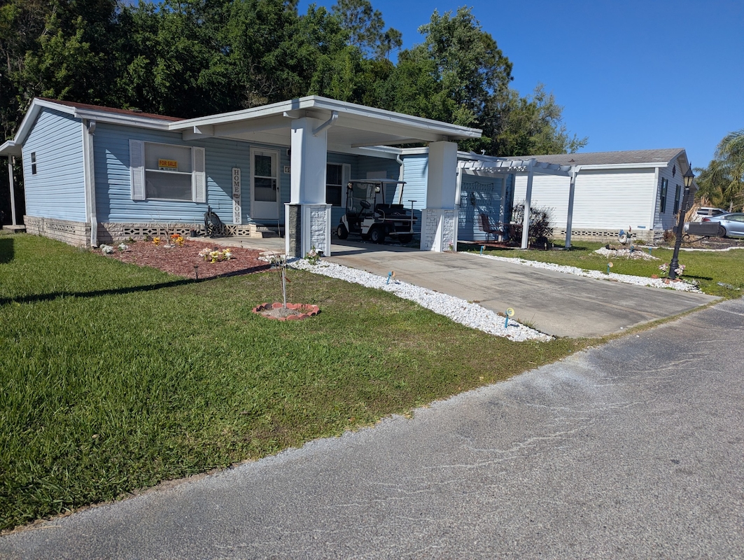 HAT The Hamptons Golf & Country Club