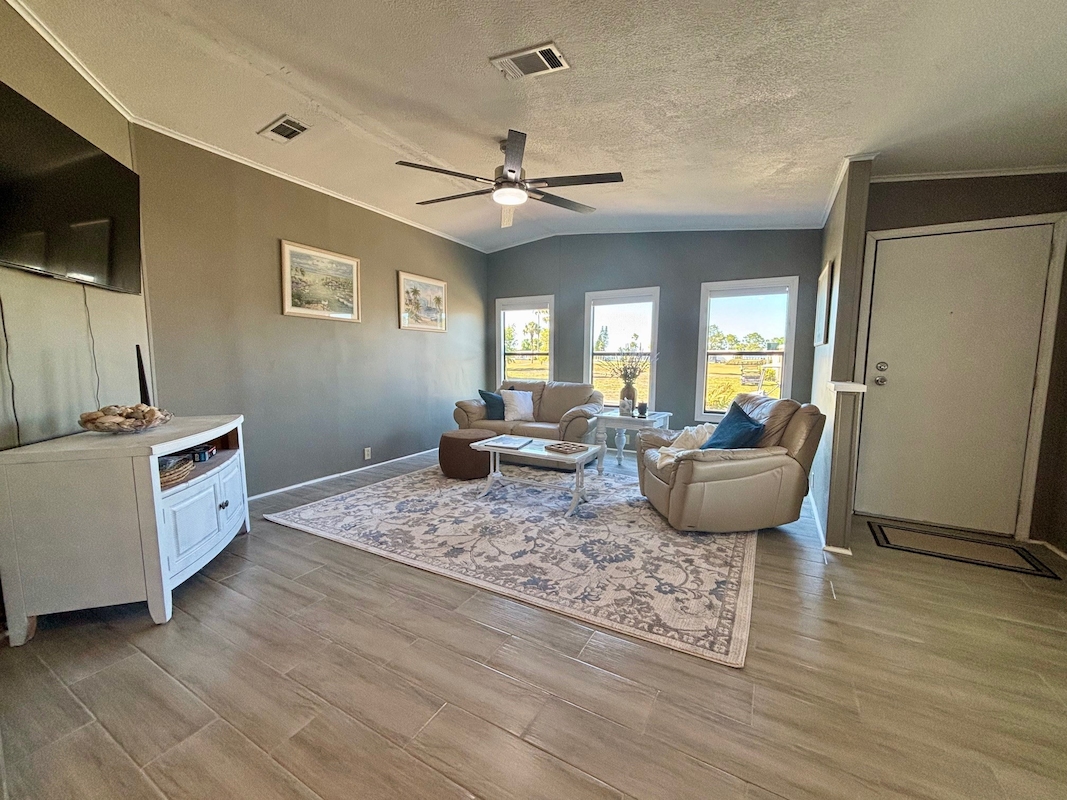 RSC Riverside Club Golf & Marina Community