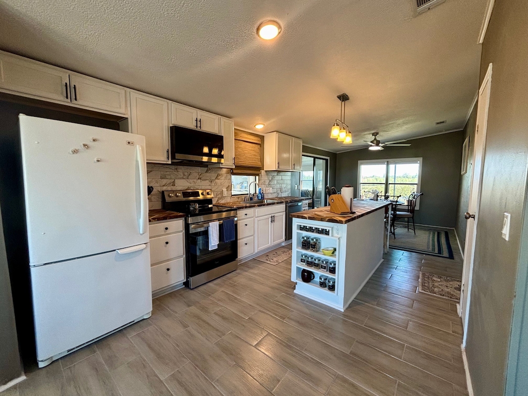 RSC Riverside Club Golf & Marina Community