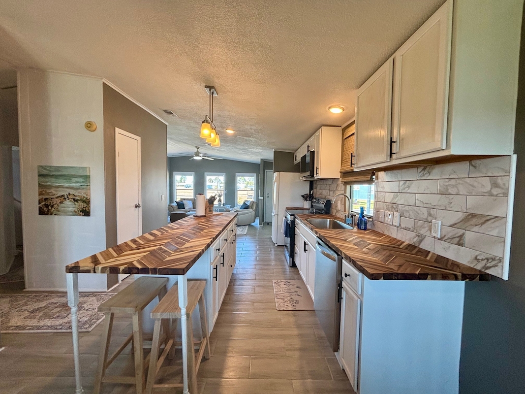 RSC Riverside Club Golf & Marina Community