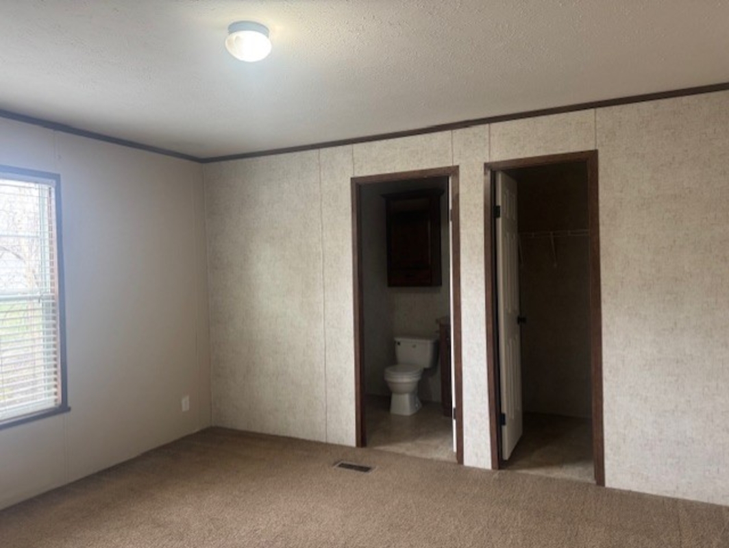 HLL Hawaiian Gardens/Holly Village