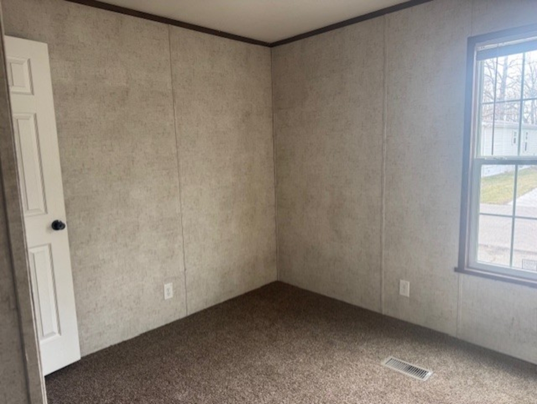 HLL Hawaiian Gardens/Holly Village