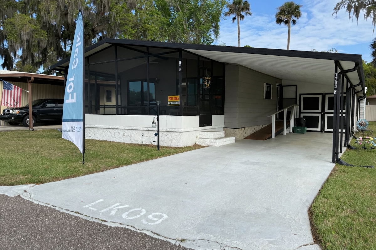 CAD Candlelight Manor