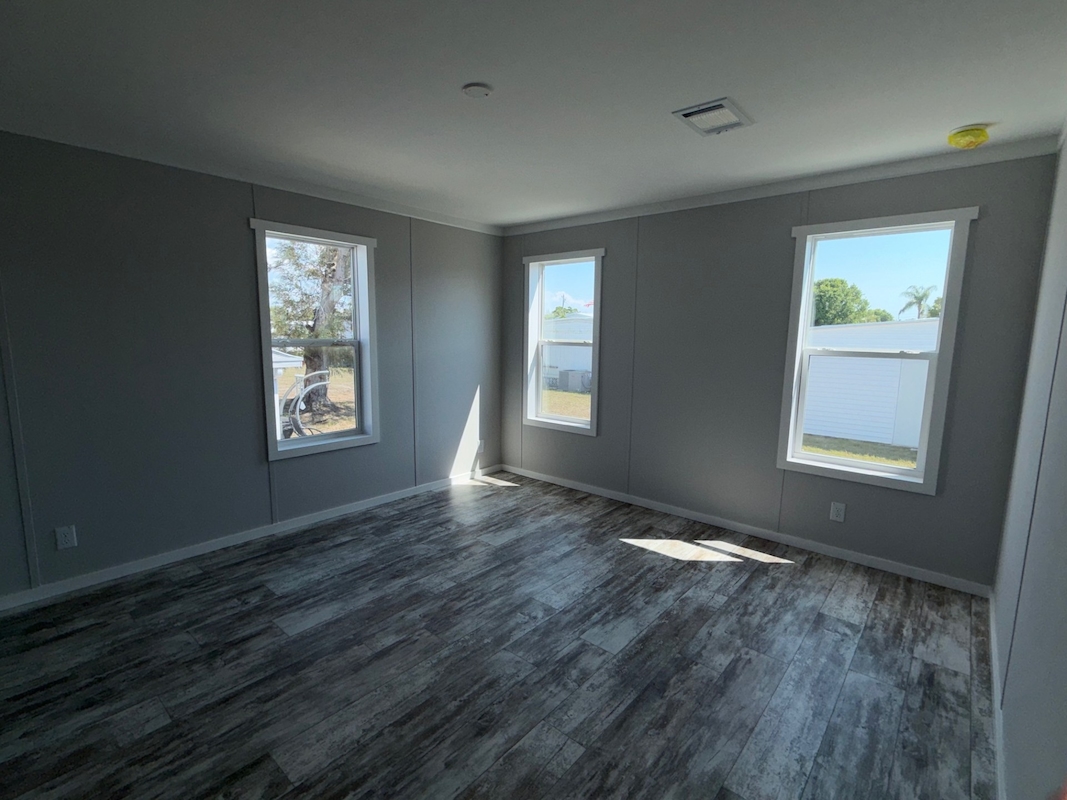 SAR Saralake Estates