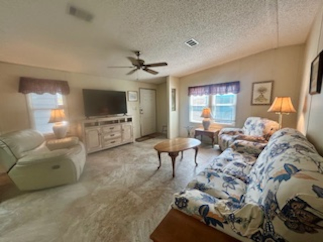 LCV La Costa Village