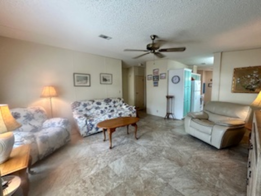 LCV La Costa Village