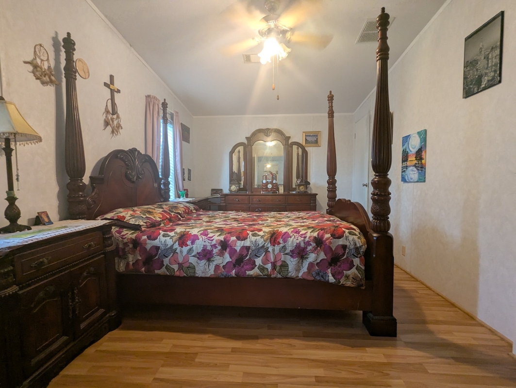 HAT The Hamptons Golf & Country Club