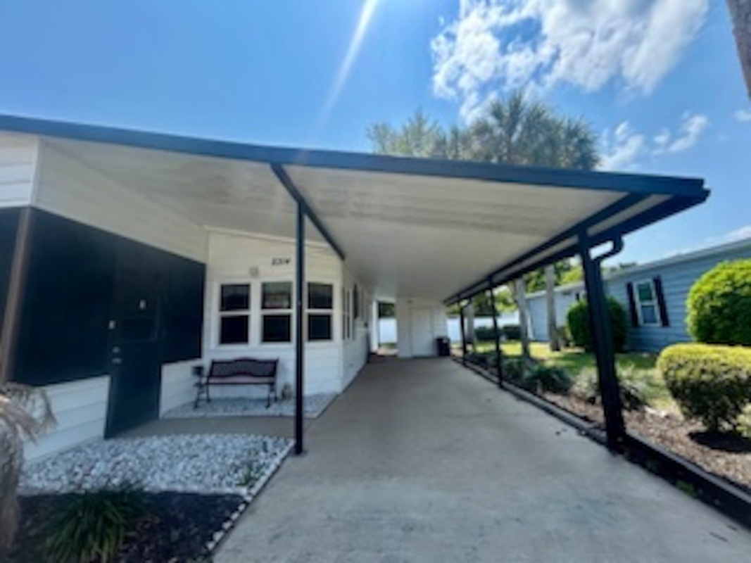 LCV La Costa Village