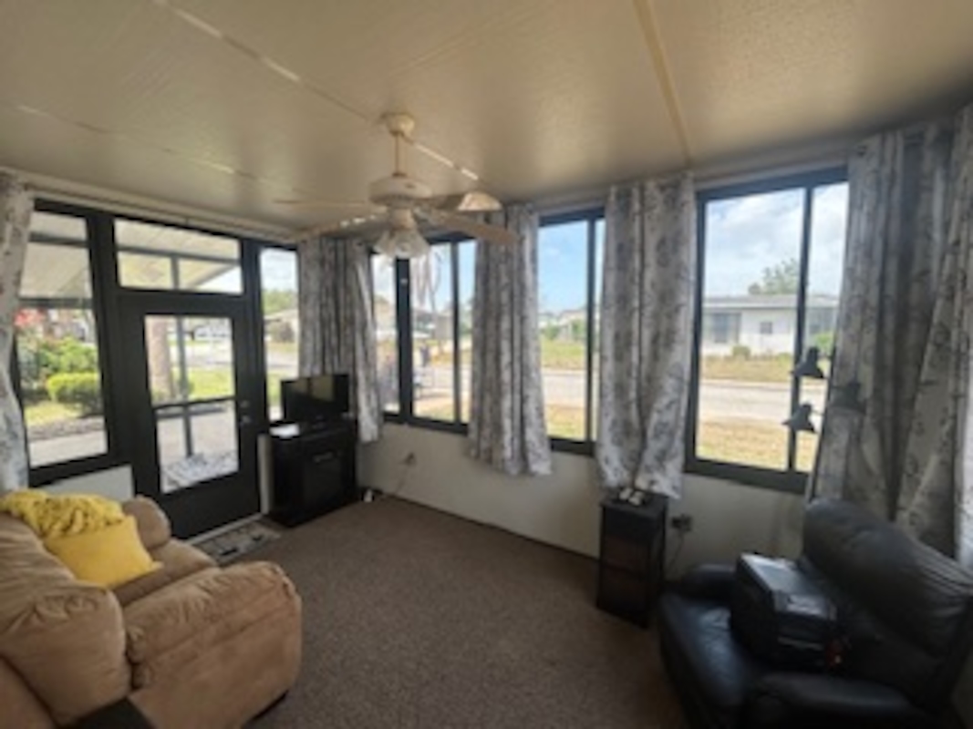 LCV La Costa Village