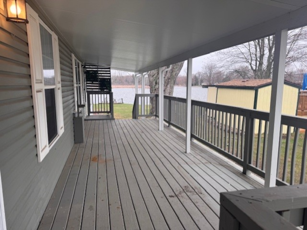 HLL Hawaiian Gardens/Holly Village