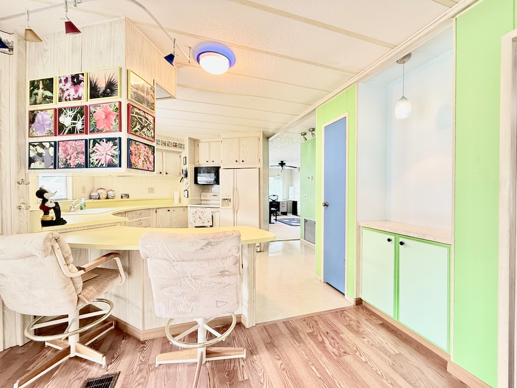 CIW Colony In The Wood