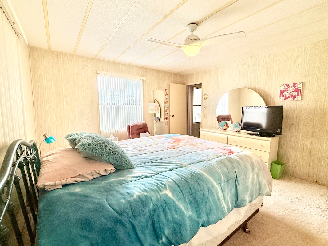 CIW Colony In The Wood