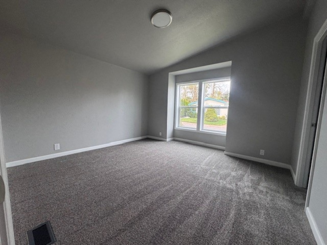 EUG Lakeridge of Eugene