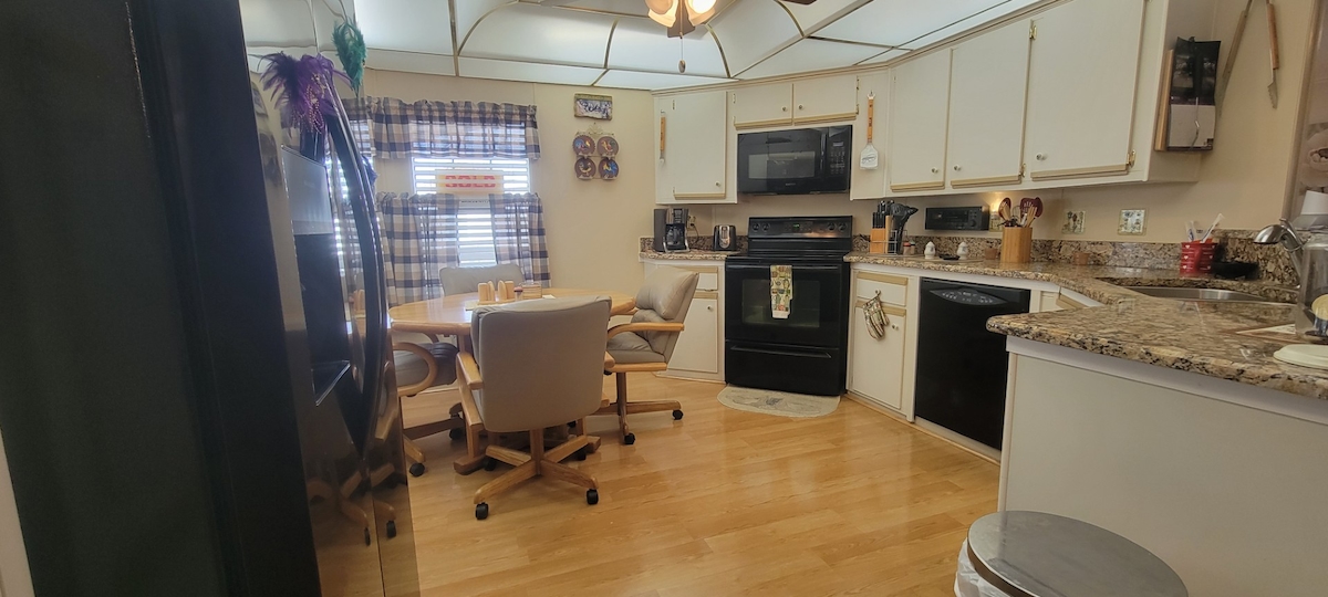 GSH Gulfstream Harbor