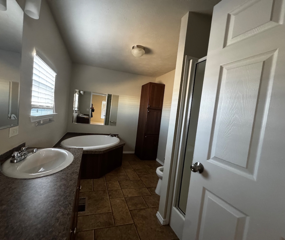 RIV River Ridge Estates