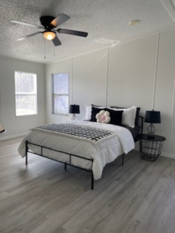 LCV La Costa Village