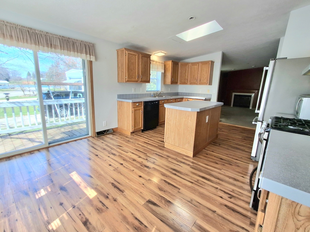 HIC Hickory Hills Village