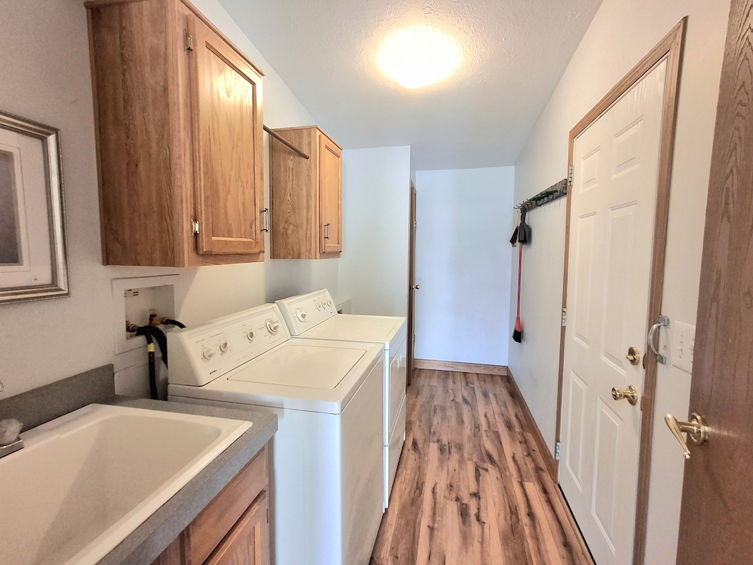 HIC Hickory Hills Village