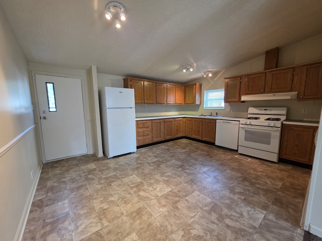 PNV Pineview Estates