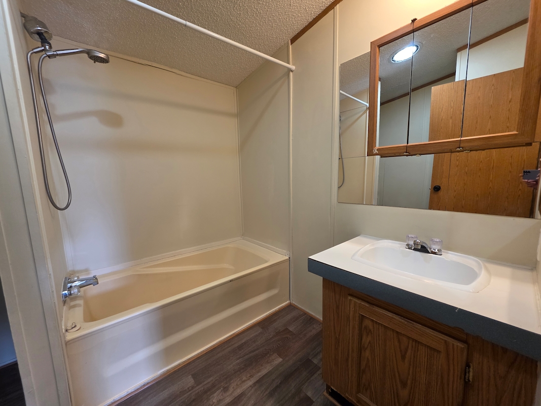 PNV Pineview Estates