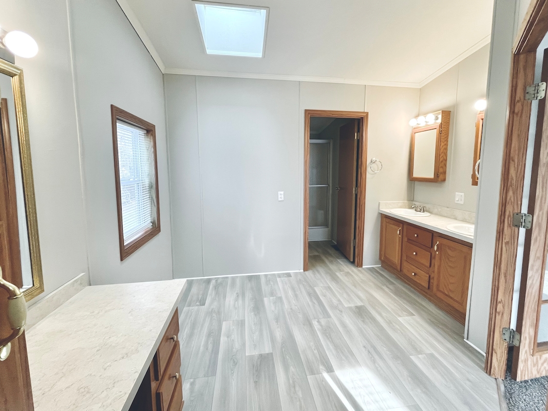 TAN Tanglewood Village