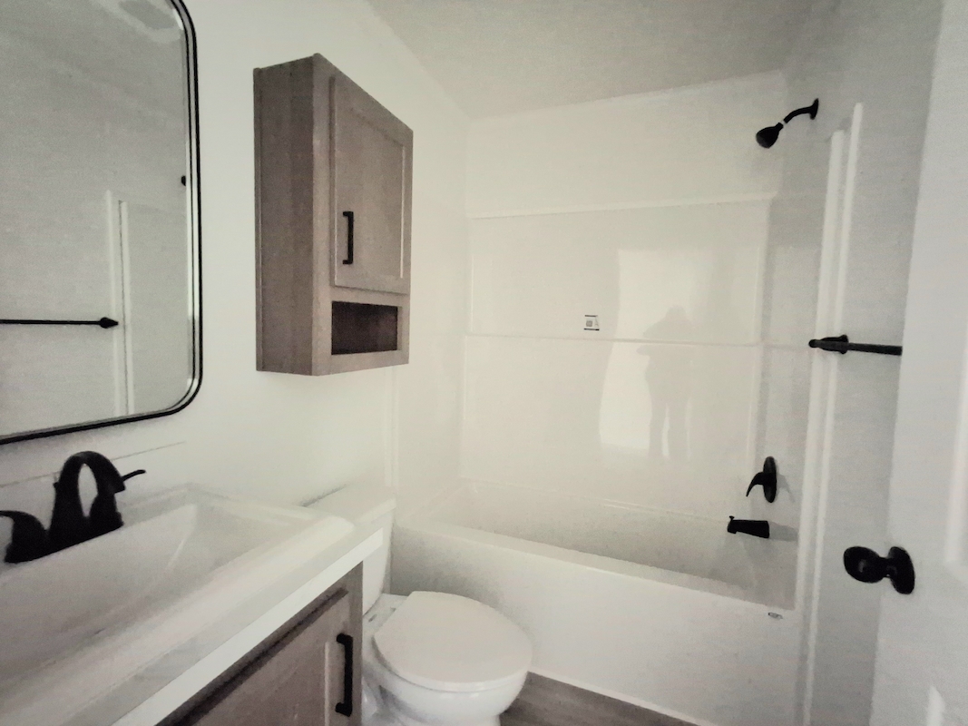 HIC Hickory Hills Village