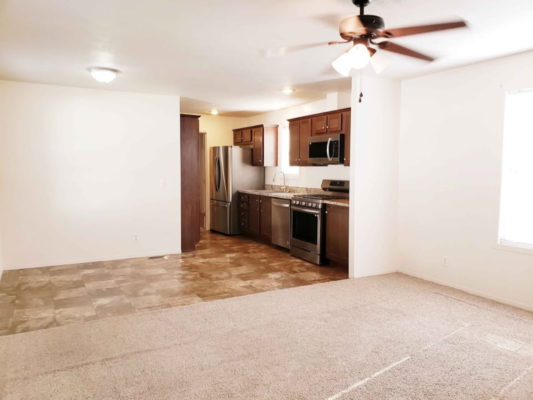 HIC Hickory Hills Village