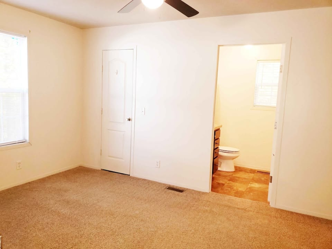 HIC Hickory Hills Village