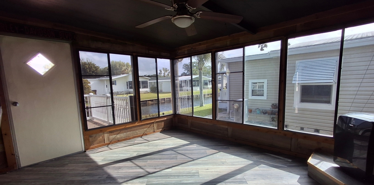 RPV Royal Palm Village