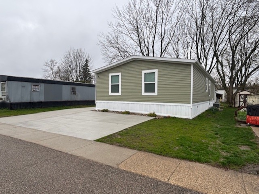 BRE Brentwood Village