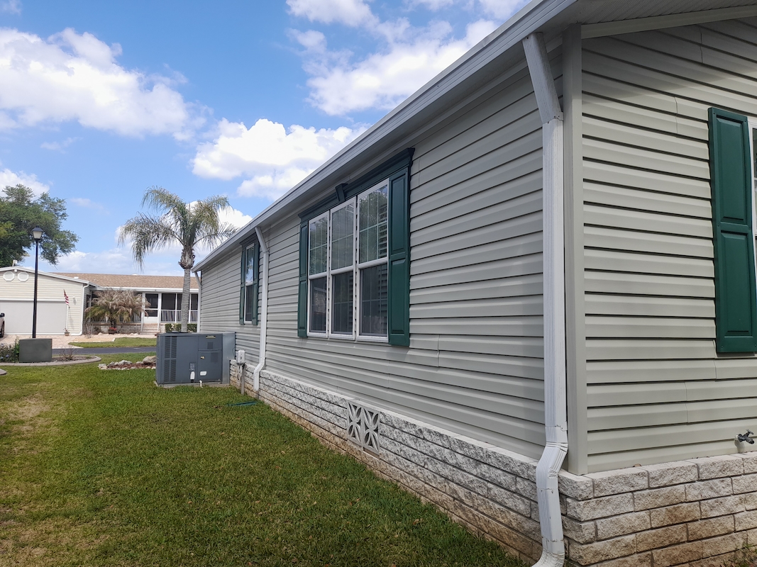 SPS Southport Springs Golf & Country Club