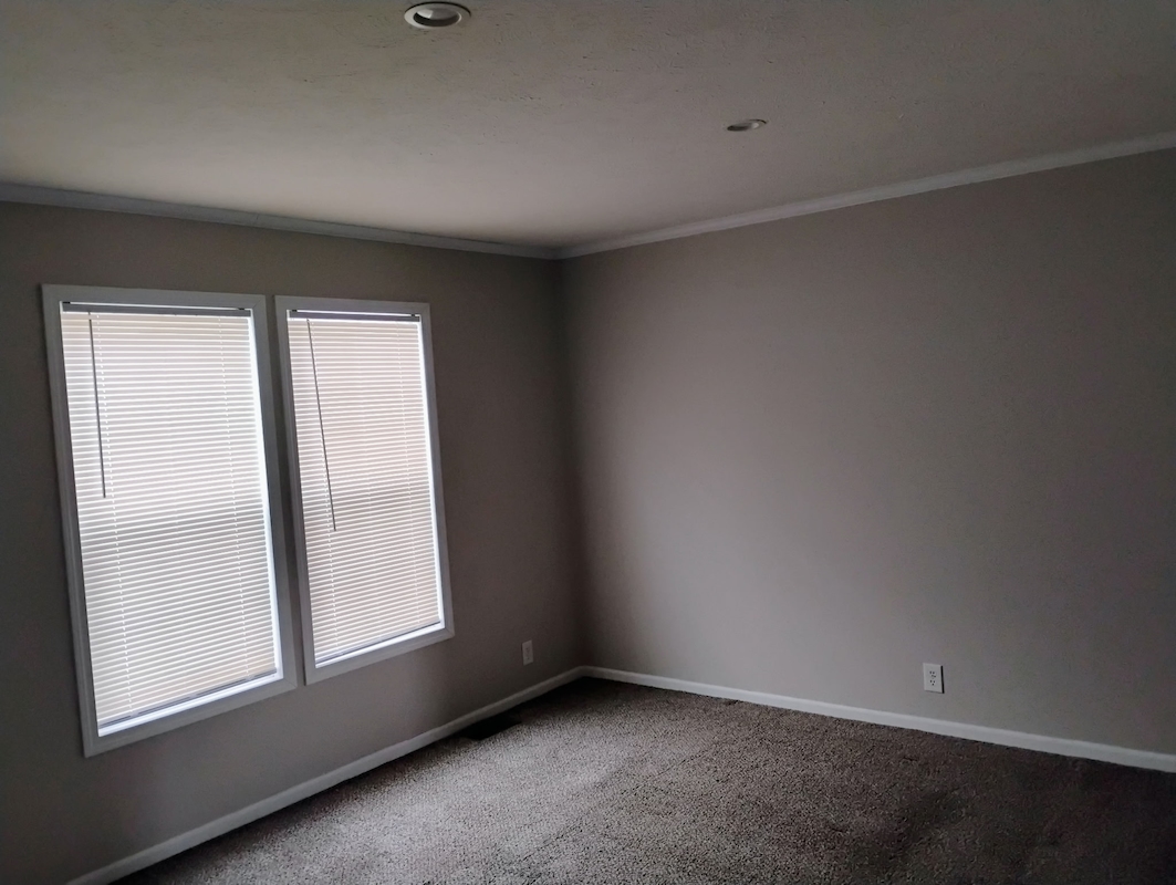 KNO Knollwood Estates