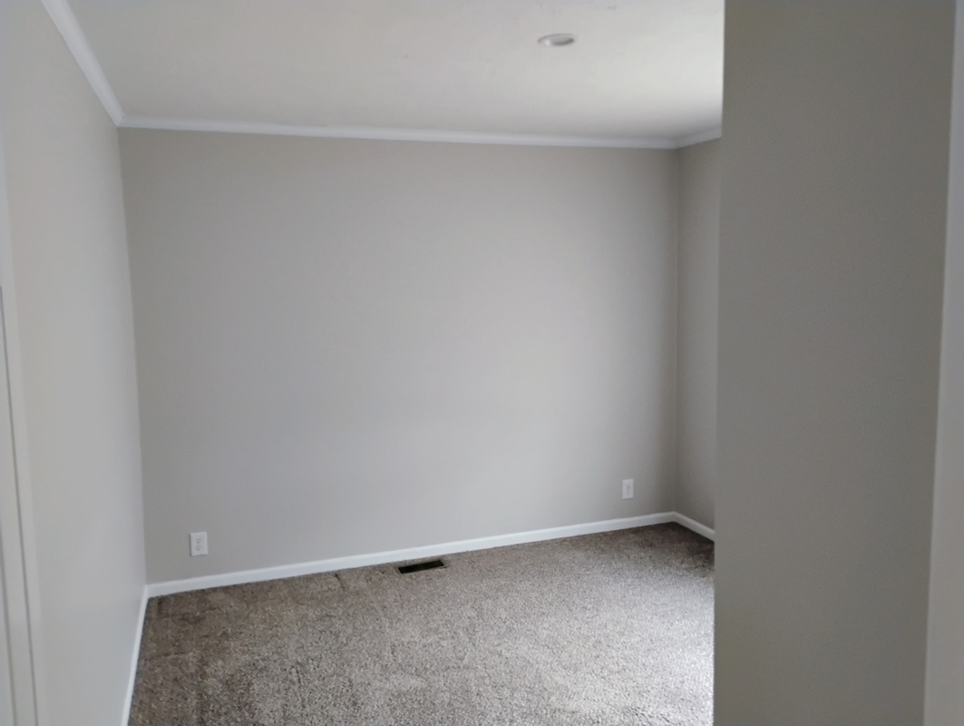 KNO Knollwood Estates