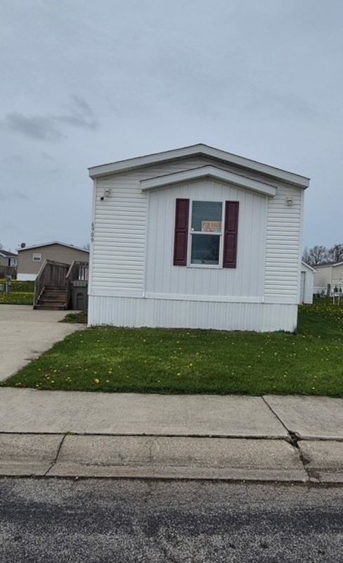 CAR Carrington Pointe