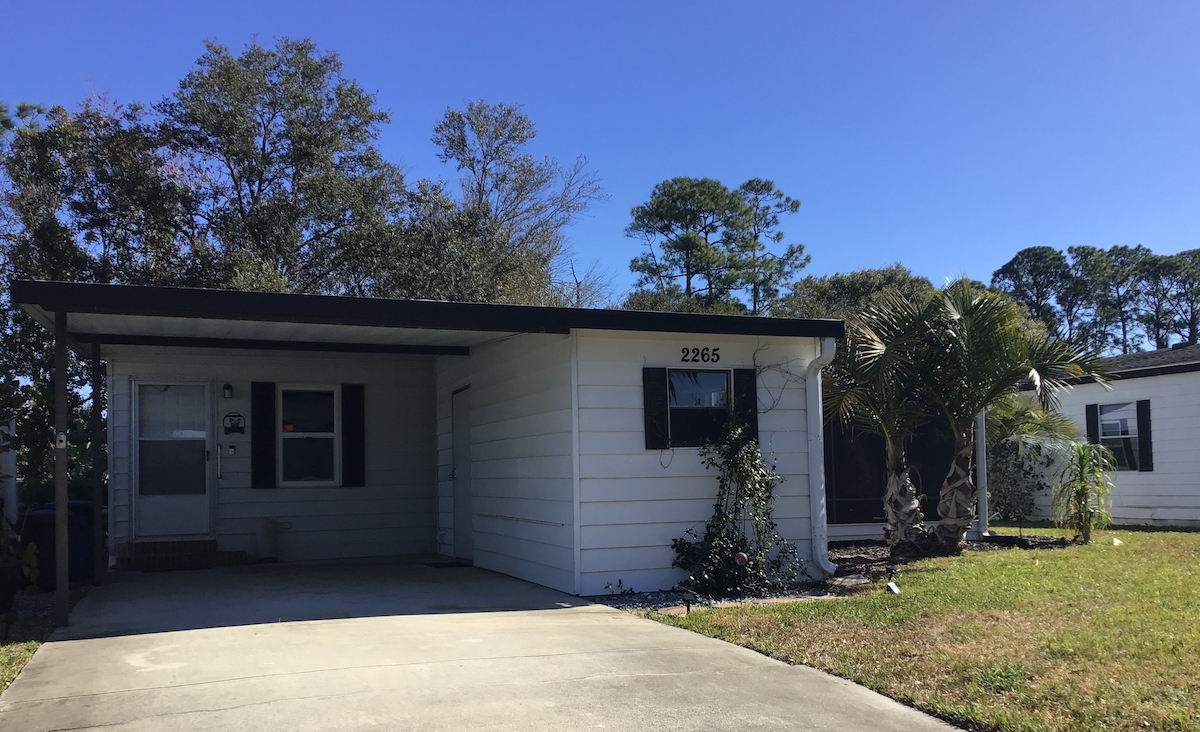 LCV La Costa Village