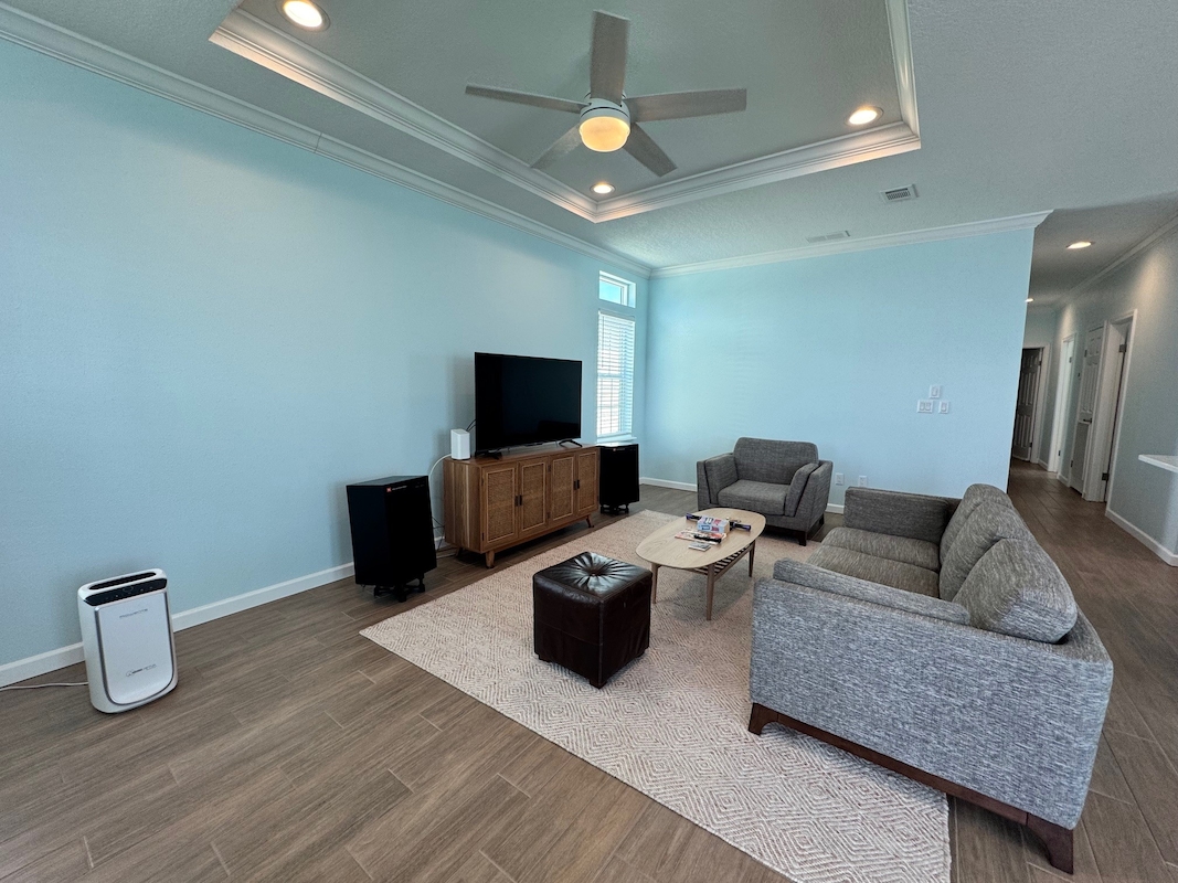 OBJ Ocean Breeze Resort