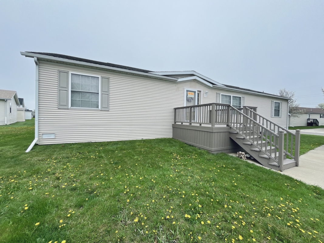 TAN Tanglewood Village