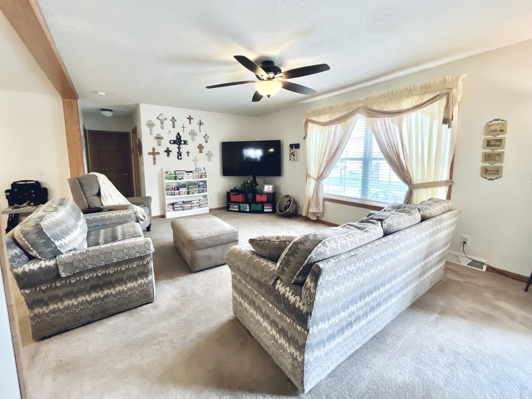 TAN Tanglewood Village