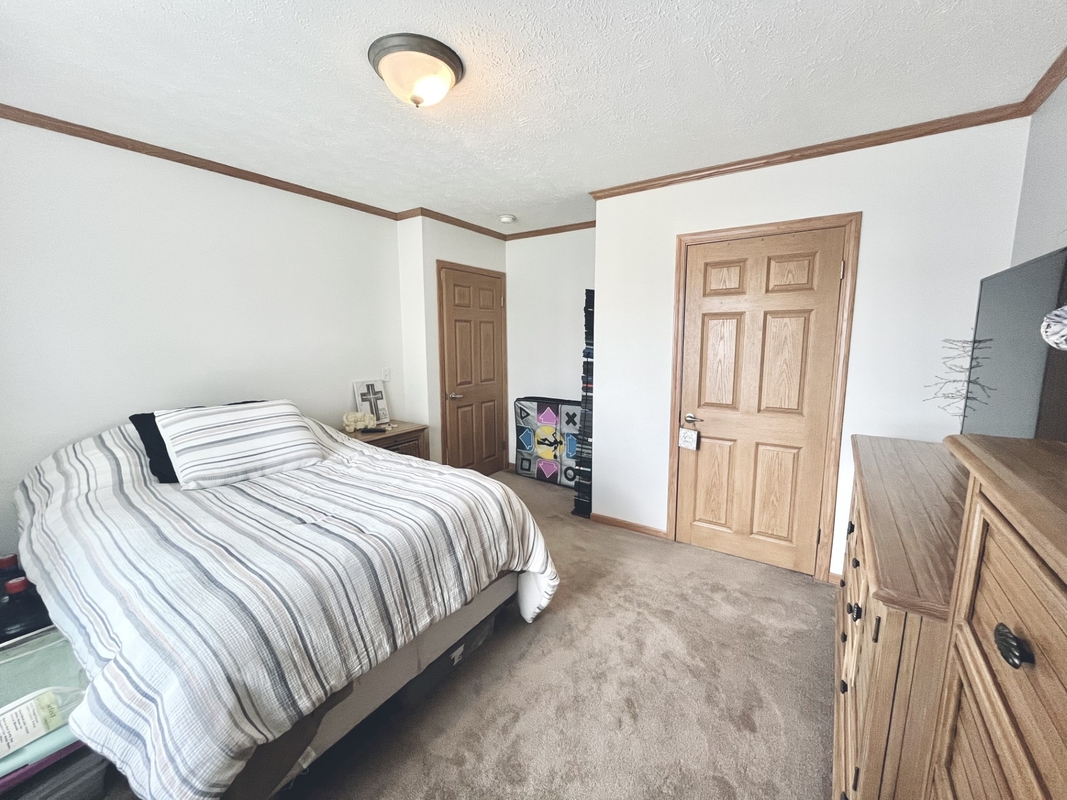 TAN Tanglewood Village