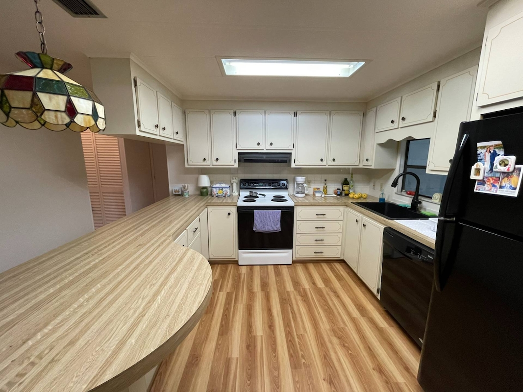 CIW Colony In The Wood