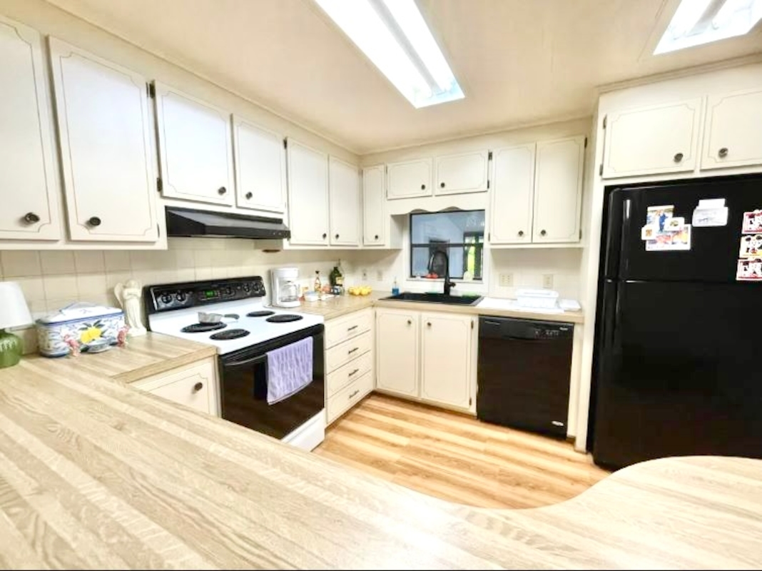 CIW Colony In The Wood