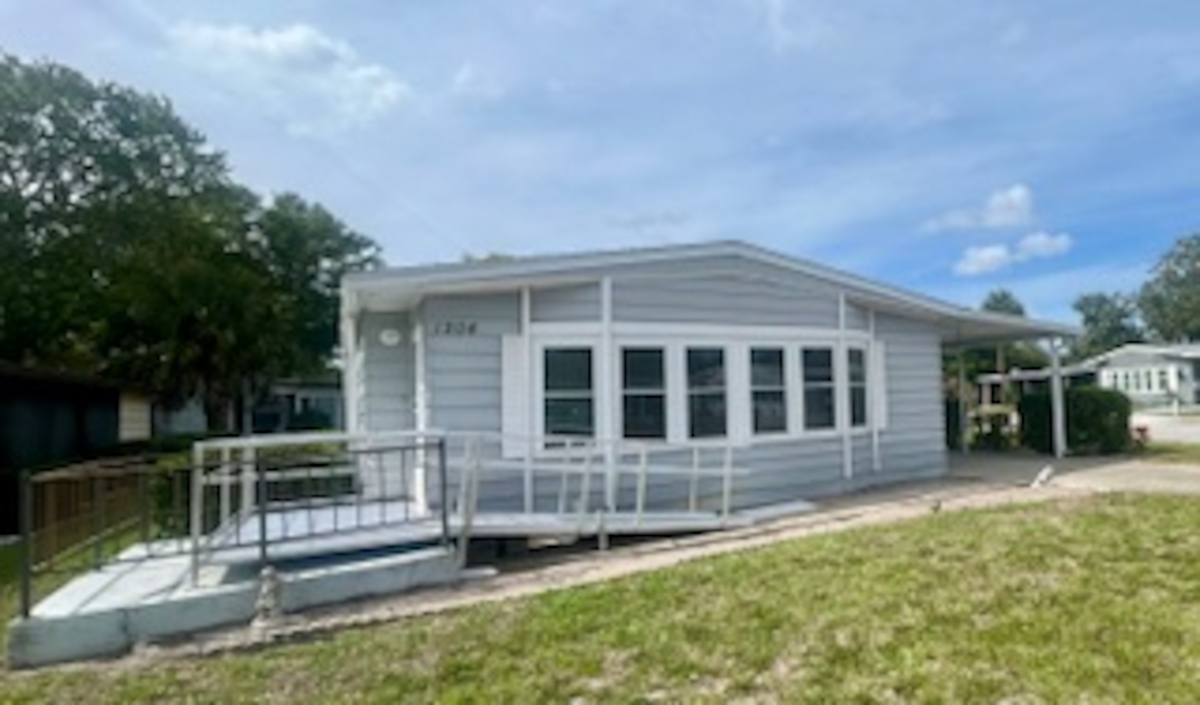 LCV La Costa Village