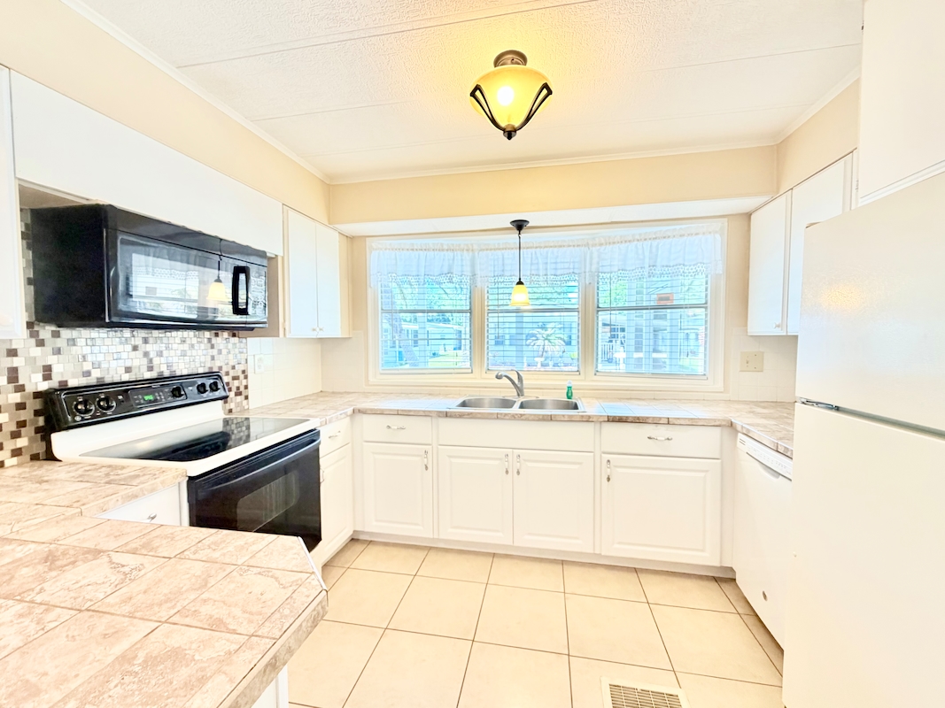 CIW Colony In The Wood