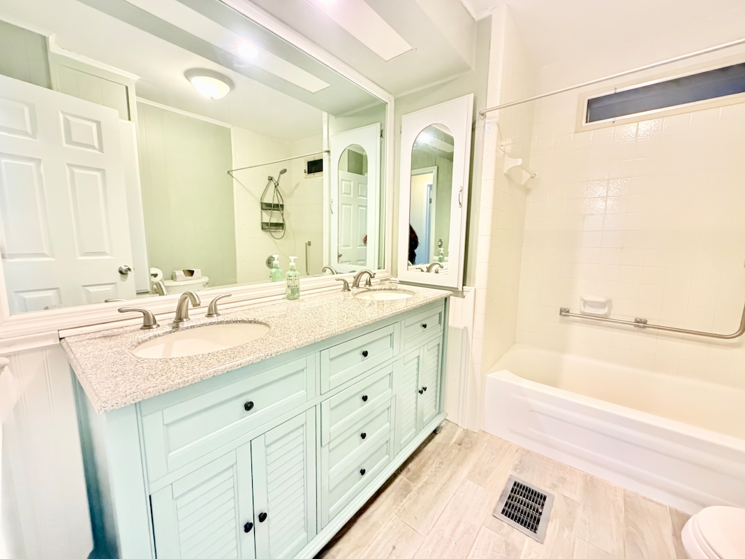 CIW Colony In The Wood