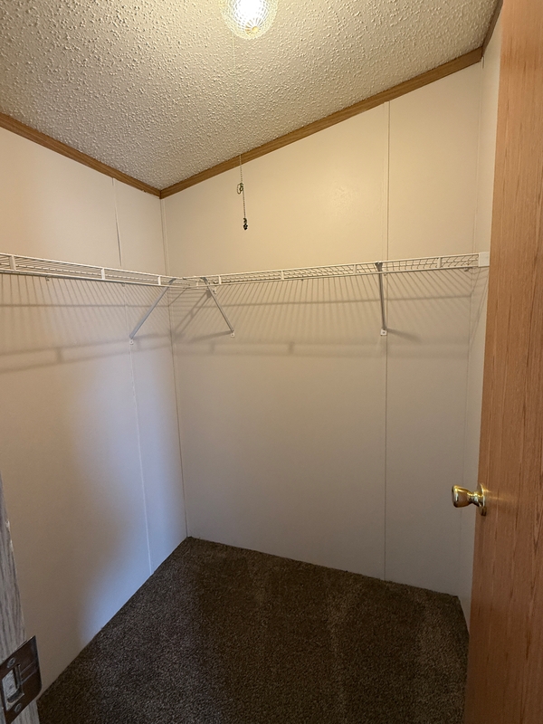 KEN Kensington Meadows