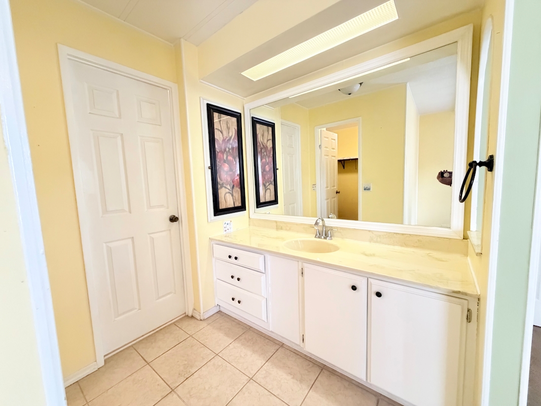 CIW Colony In The Wood