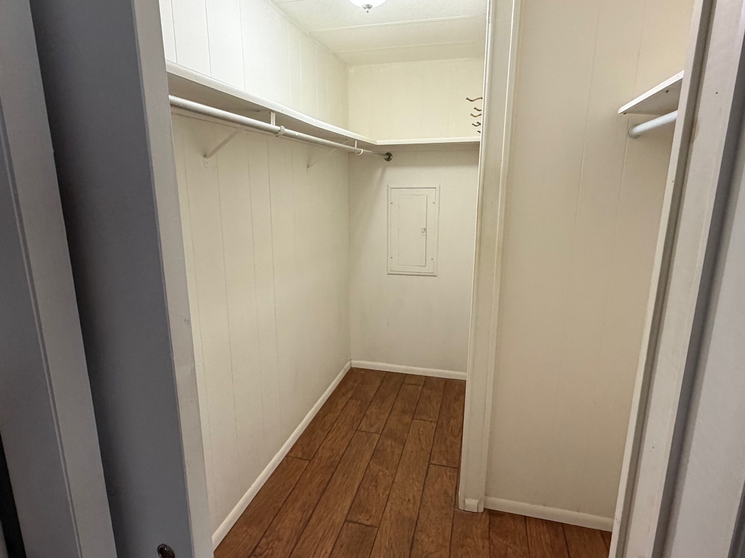 SAR Saralake Estates