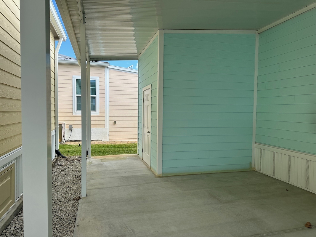 OBJ Ocean Breeze Resort