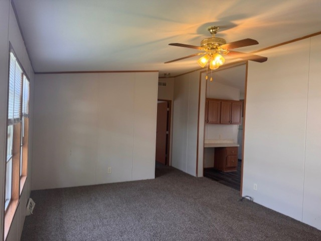 HLL Hawaiian Gardens/Holly Village