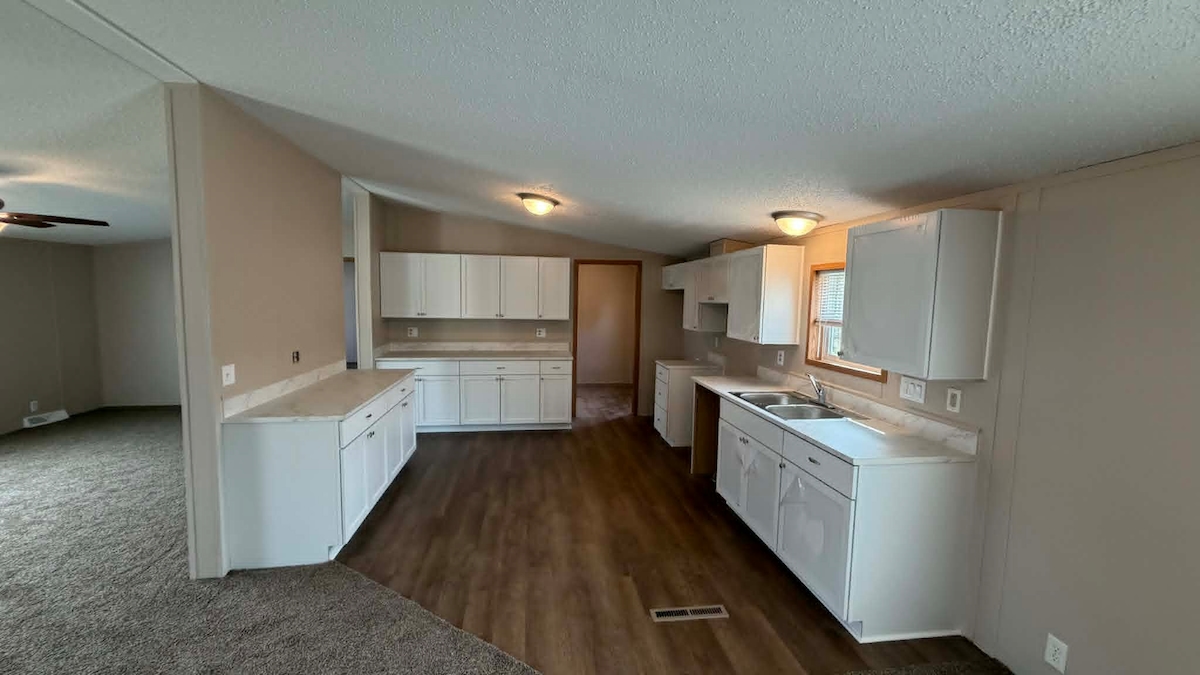 FRE Frenchtown Villa/Elizabeth Woods